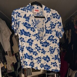 SOLID & STRIPED White Button-Up Shirt with Blue Floral Print